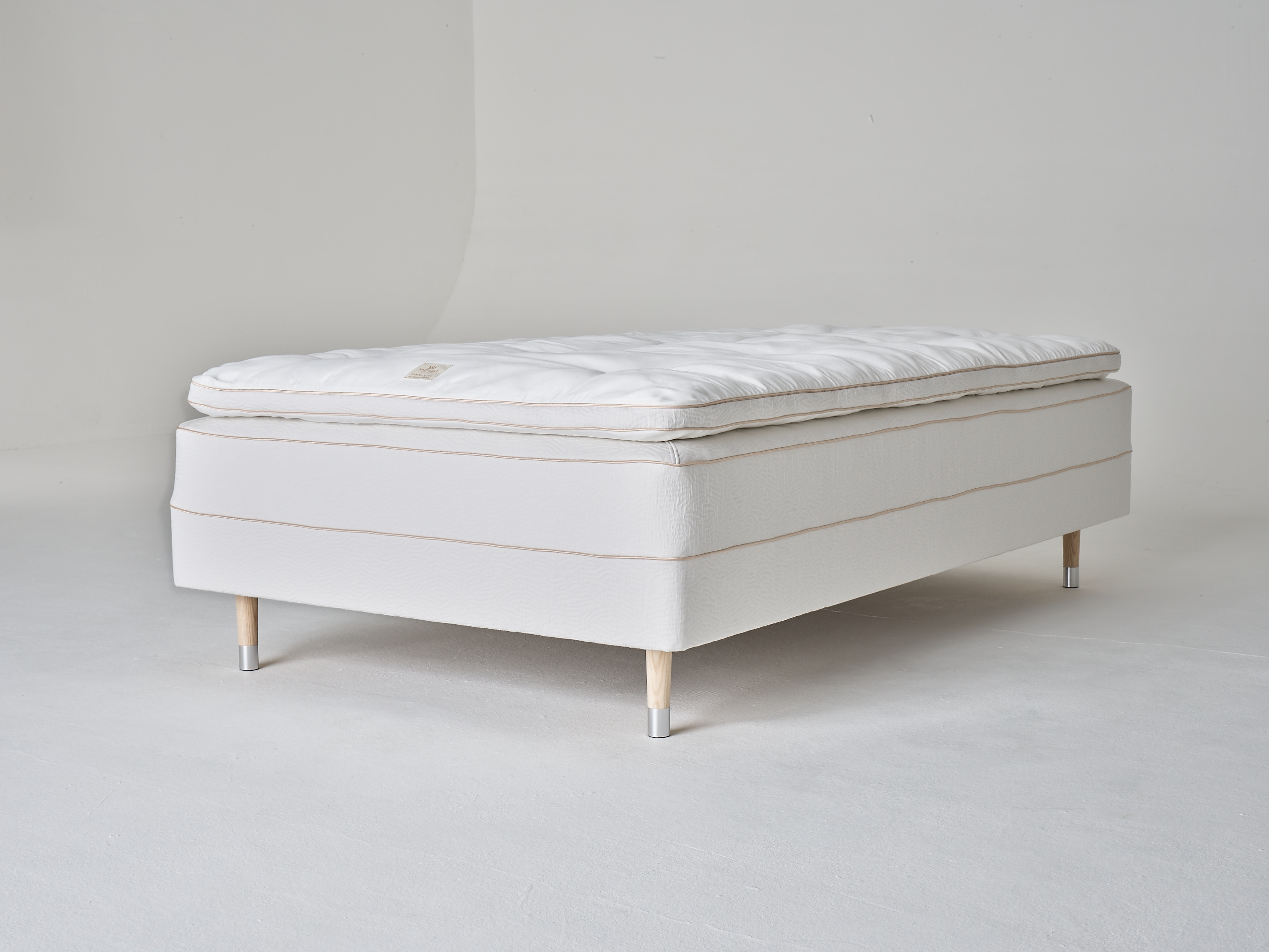 VALENTINE Rammeseng - Skandinavisk